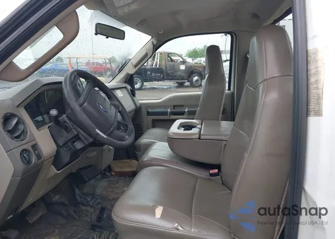 2008 Ford F-350 Xl/Xlt z USA, uszkodzony, nr VIN 1FDSF30508EB94334